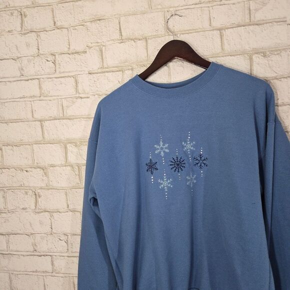 Vintage holiday snowflake sweatshirt - Picture 3 of 15